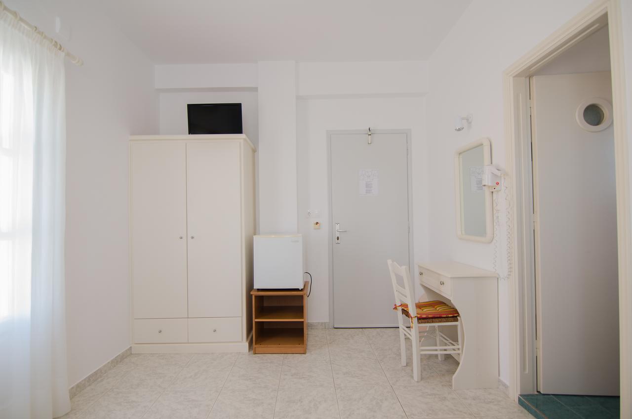 Athena Rooms Ios Exteriér fotografie
