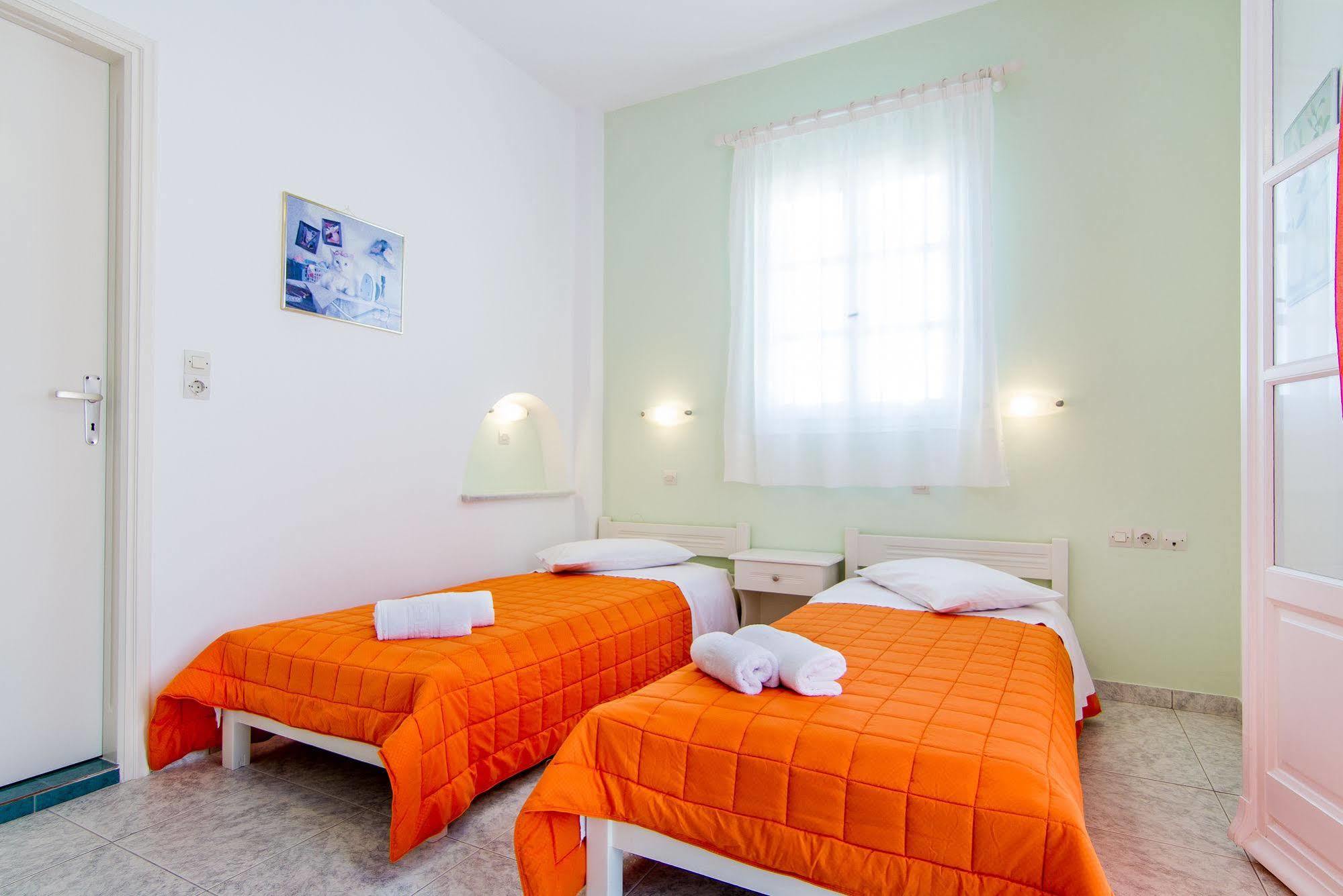 Athena Rooms Ios Exteriér fotografie